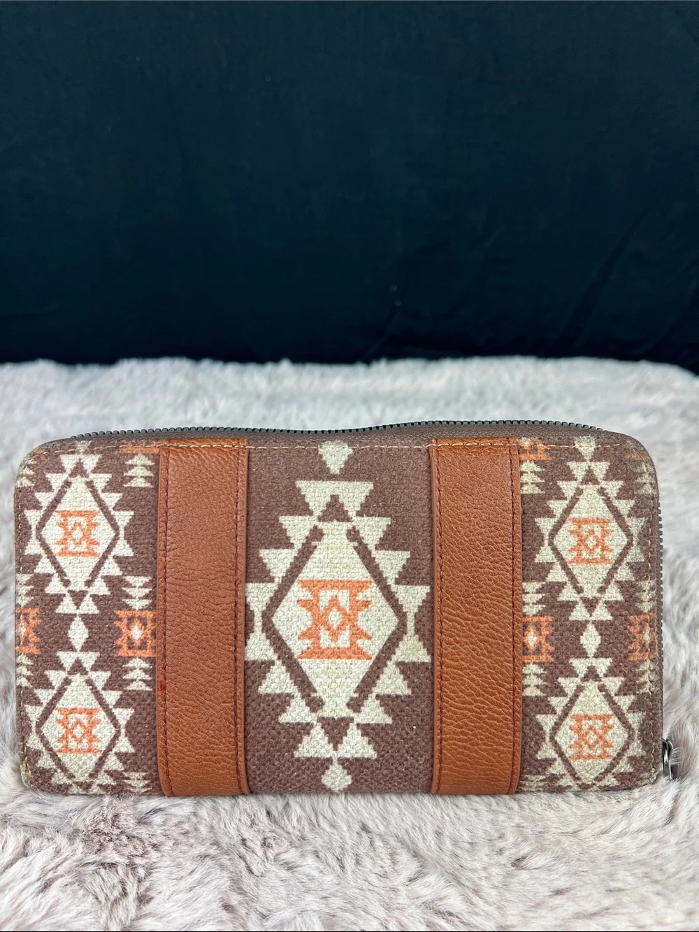 Wrangler Southwestern Aztec Zip-Around Wallet